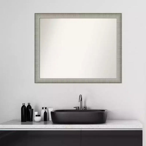 Specchio da Parete con Cornice, 78,7 cm x 63,5 cm, Peltro Spazzolato, Rettangolare, 1 Persona