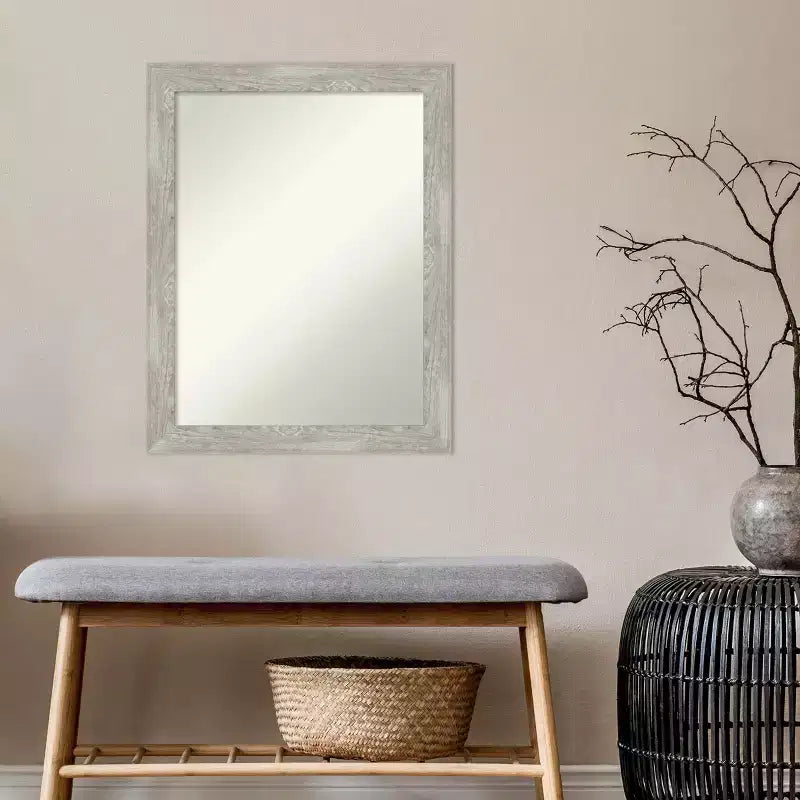 Specchio da parete rettangolare con cornice stretta grigio lavato, singolo, 21,5" x 27,5"