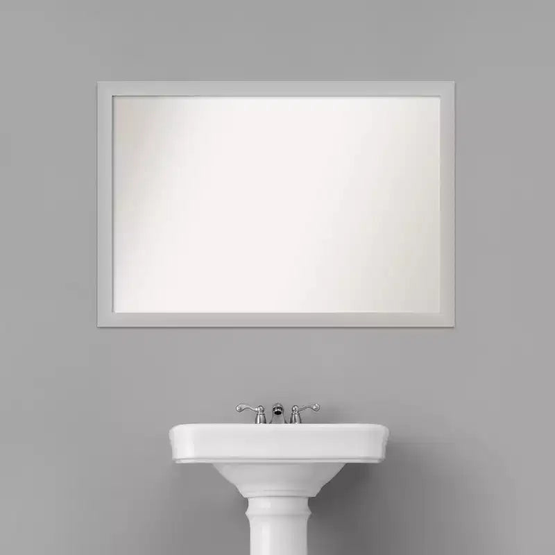 Specchio da parete rettangolare con cornice in legno argentato – Singolo, 38,5" x 26,5"