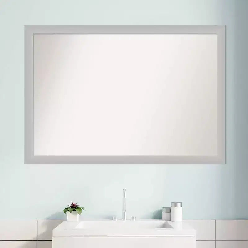 Specchio da parete rettangolare con cornice in legno argentato – Singolo, 38,5" x 26,5"