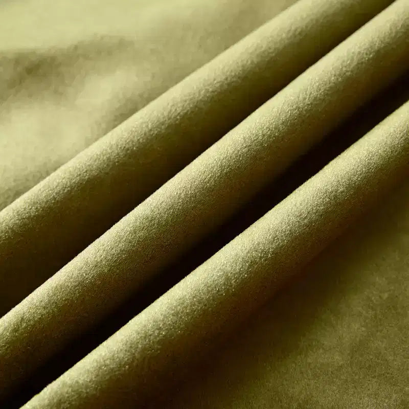 Poltrona ampia beige/verde/bianca con braccioli rotondi e cuscino lombare – 1 posto