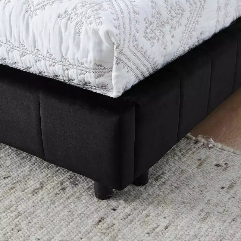 Telaio Daybed Queen in velluto nero con schienale e braccioli, 1 persona